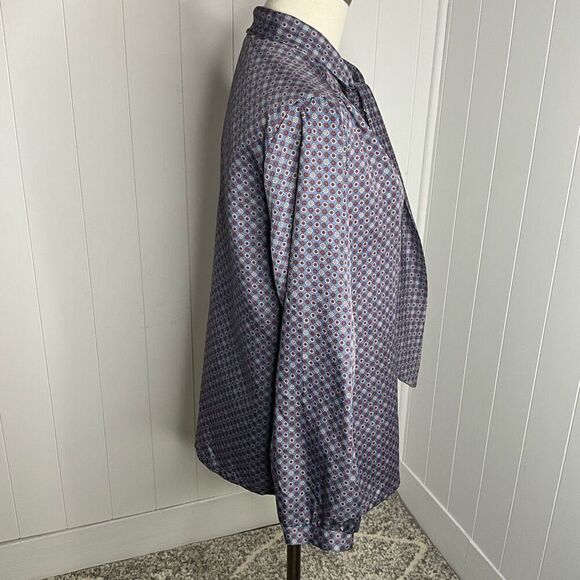 Vintage Lady Holiday Womens Medium Tie Neck Button Front Blouse Blue Floral - Picture 5 of 14